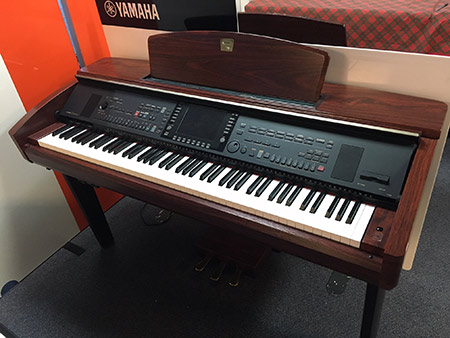 Yamaha CVP307M Rosewood Digital Piano Used